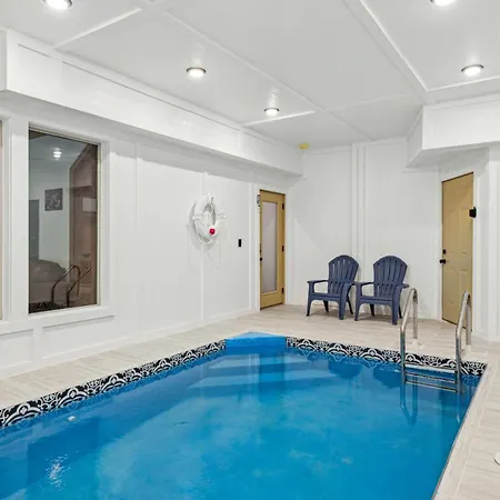 Royal Pool Retreat #392 Villa